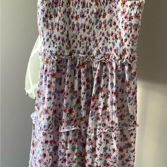 Charming Floral Spaghetti Strap Kids Dress - Picture 3 of 9